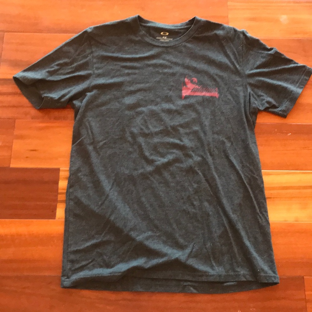 OAKLEY T SHIRT SZ M